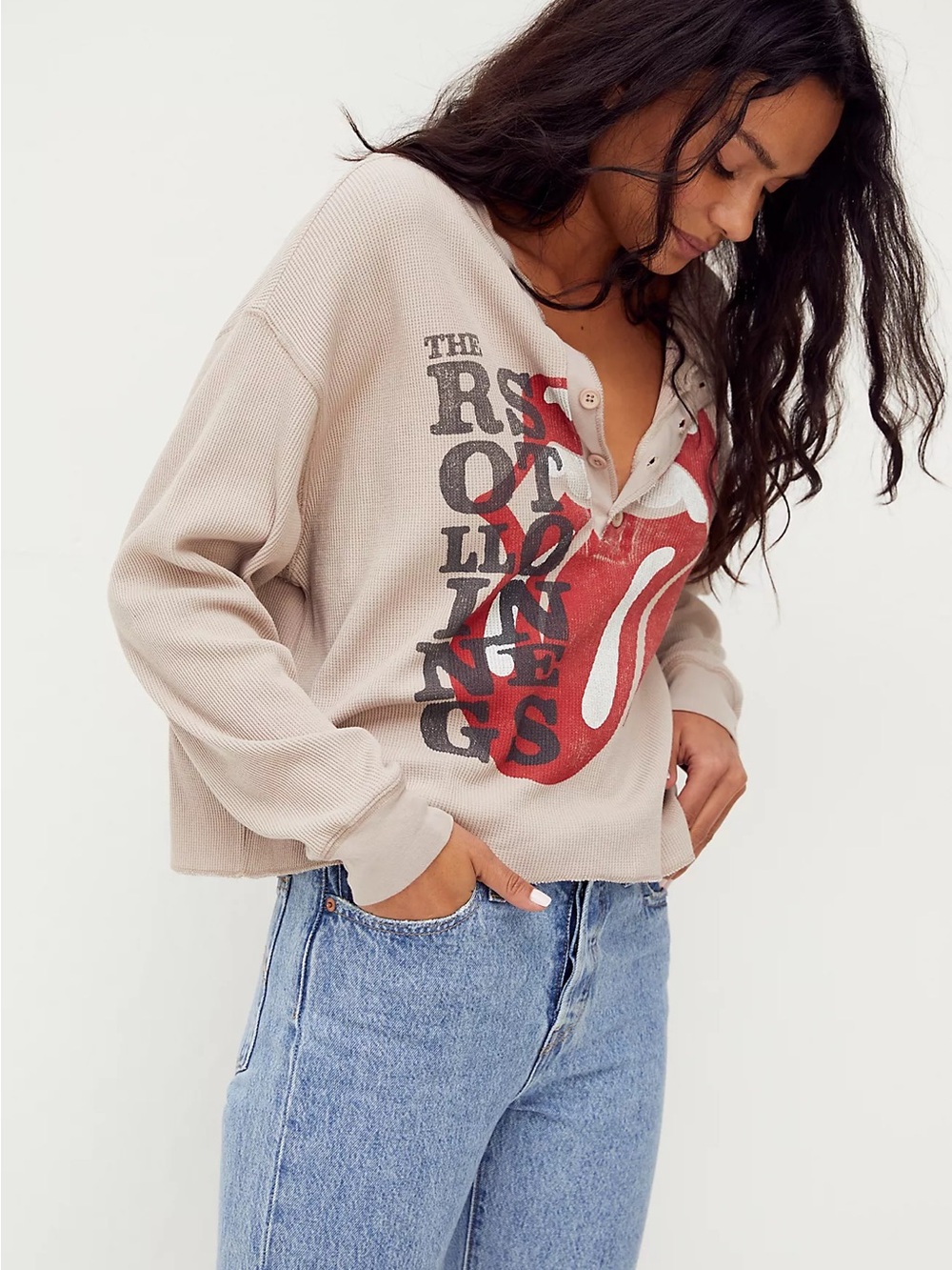 DAYDREAMER Thermal Rolling Stone Long-Sleeve Henley Top in Beige with Red Print